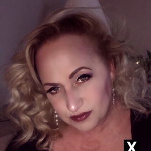 Briana, Flint escorts