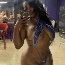 Lolo, Bowie escorts