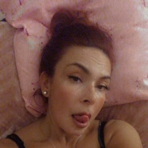 Elsie, Darwen escorts