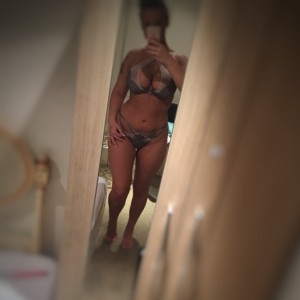Te Astept Intr- Un Cadru Intim Si Select!, Oradea escorts