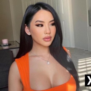 Lena, Reigate escorts