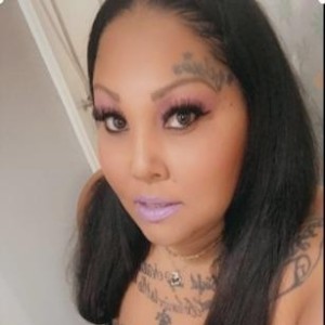 Lisa, Magee escorts