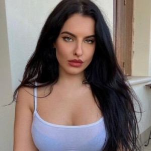 Farah, Toulon escorts