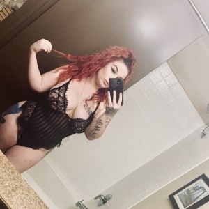 Niyah, Fontana escorts