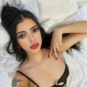 Rosi, Redford escorts