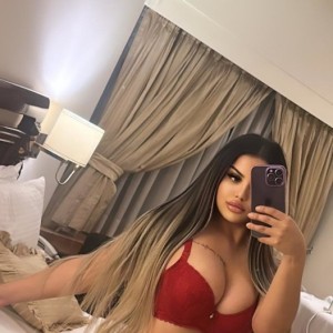 CAMILA, New Delhi escorts