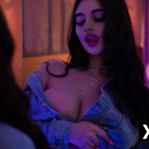 Salma, Ormskirk escorts