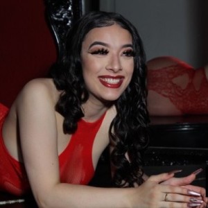 Naughty nessa, Cambridge escorts