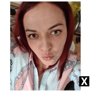 Larissa, Bury escorts