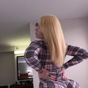 Pinky, Hampton escorts