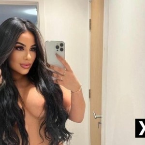 Natasha, Sandwich escorts
