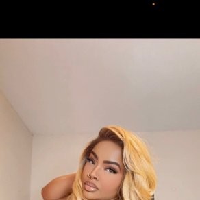 Giselle, Williamsburg escorts