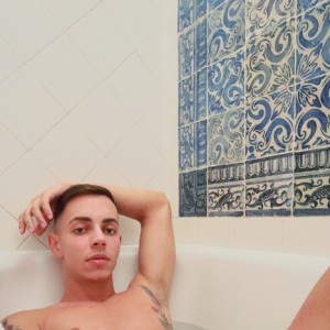 THIAGO DI CASTRO ÚLTIMOS DIAS, Porto escorts