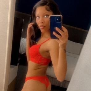 Mya, Mobile escorts