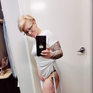Lizzie, Wapakoneta escorts