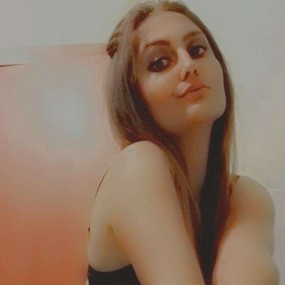MONIKA, Leer escorts