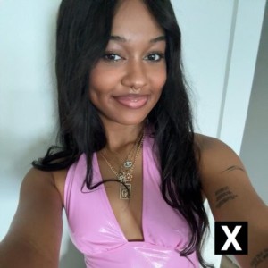 Kelly, Cincinnati escorts