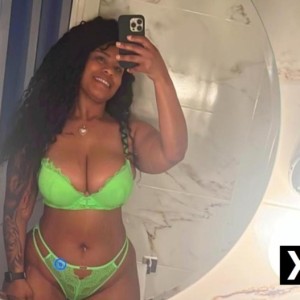 Laura, Boston escorts