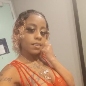 Lilmama, Lansing escorts