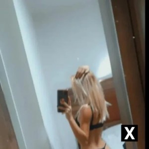 Claudia, Darlington escorts