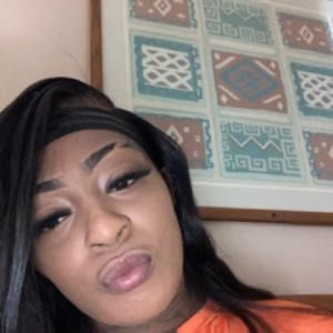 Kis, Warren escorts