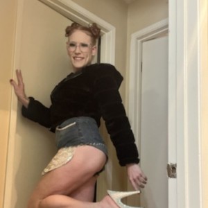 Tori, Venice escorts