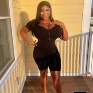 Stephanie, Chelsea escorts