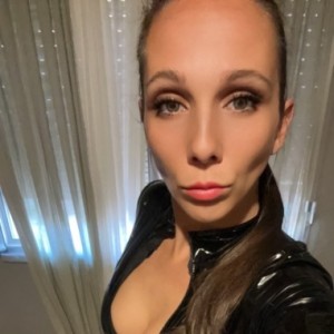 Mistress mixary - Mistress MIXARY te usa sin límites! A mis pies es donde deberías estar, Madrid escorts