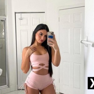 ROBERTA, Dublin escorts