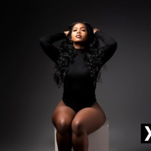 Mia, Mililani escorts