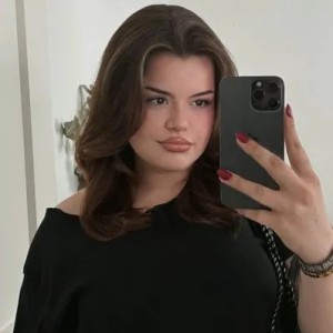 Bella, Glendora escorts