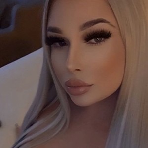 Ashley, Fontana escorts