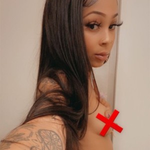 Mia, Clermont escorts