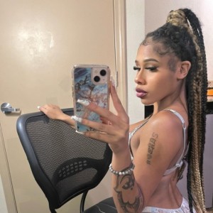 Kreamyy Kardi, Florence escorts