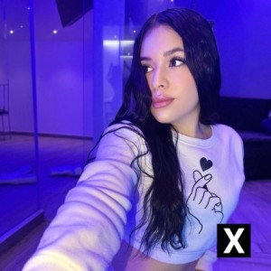 Zoe, Westport escorts
