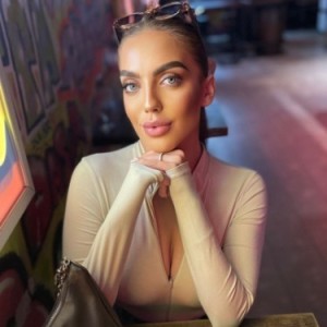 Miya, Nikaia escorts