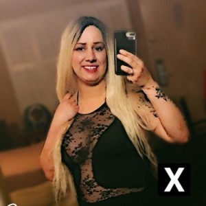 Jeannie, Compton escorts
