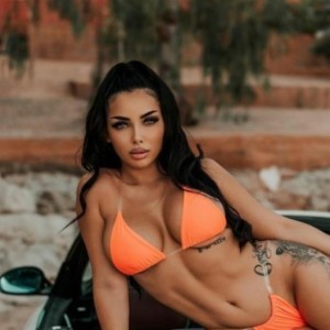 Clara, Naron escorts