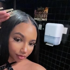 Nevaeh, Keizer escorts
