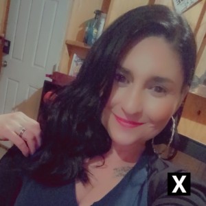 Dezi Doll, Tulare escorts