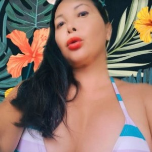 Ava, Hillcrest escorts