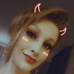 Caroline, Wynne escorts