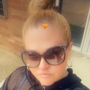 Meg, Westlake escorts