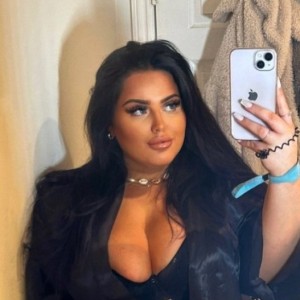 Savannah, Lynn escorts
