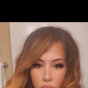 Arianna Fox, Davis escorts