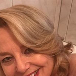 Janelle Eden, Goolwa escorts