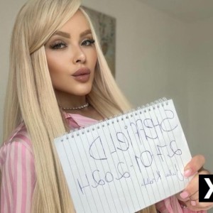 JULIA KHALESSI, Addlestone escorts