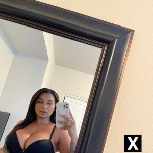 Elsie, Mancelona escorts