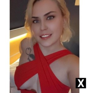 Chelsey, Basildon escorts