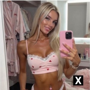 Carmen, Basildon escorts